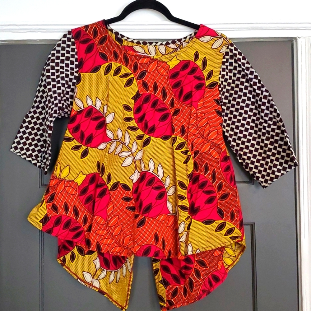 African print blouse/top - Size Medium